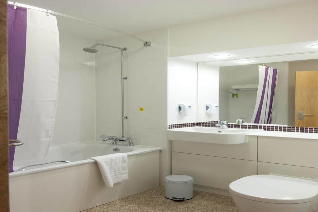 Premier Inn Brentwood Luaran gambar